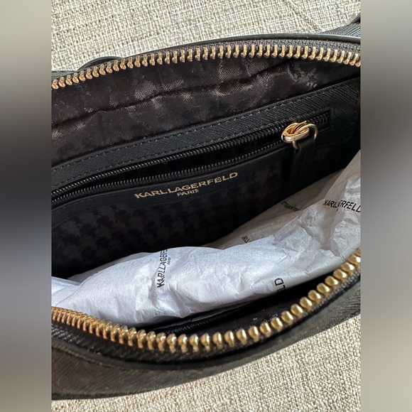 Small Karl Lagerfeld Taxi Purse - Picture 6 of 6